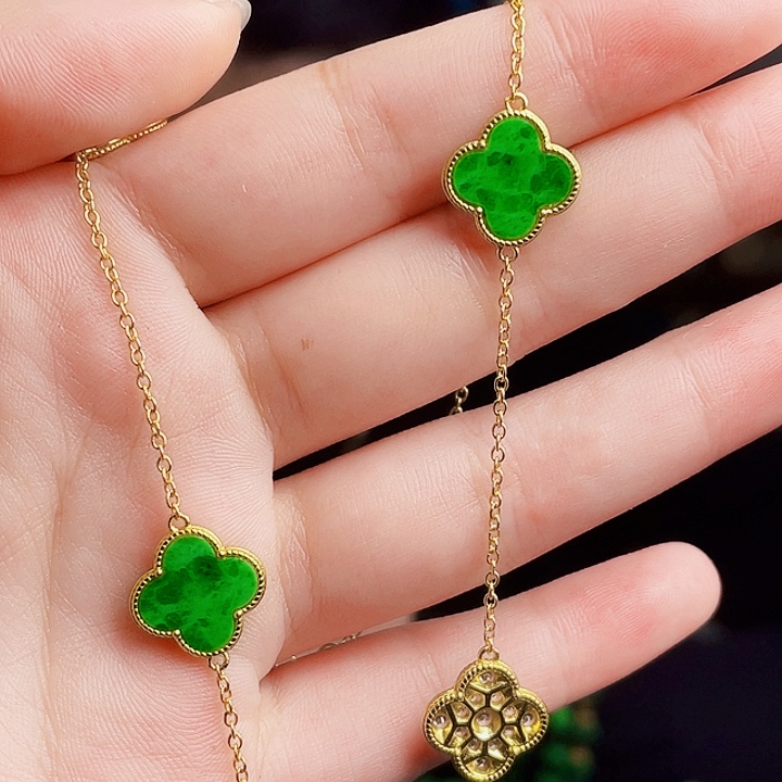 翡翠银S925镶嵌颈饰多样性