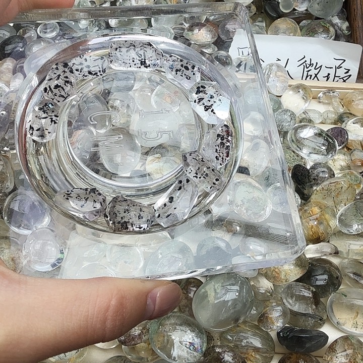 一***猪水晶珠宝半成品未镶嵌