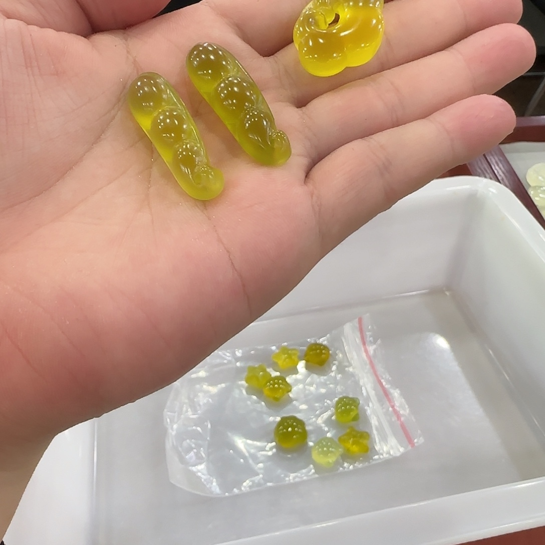 蛇纹石玉合金颈饰