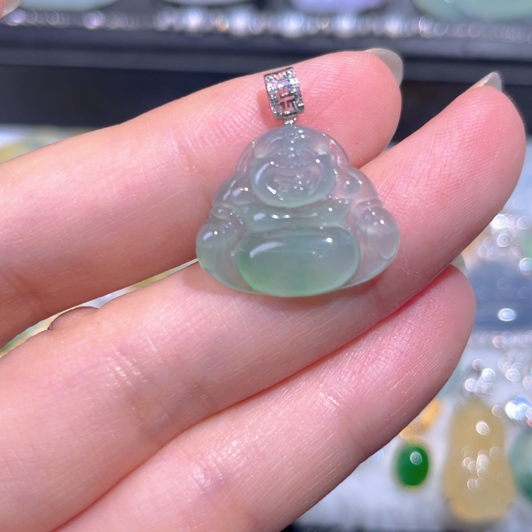 颈饰18K金镶嵌翡翠翡翠