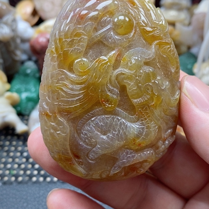 石英质玉颈饰未镶嵌鹏**里