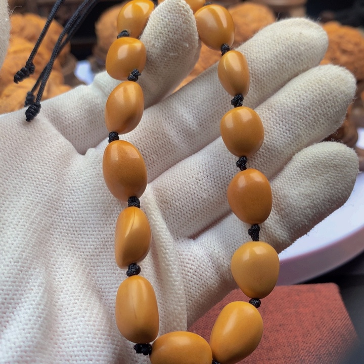 观***生核桃把件松子把件素核