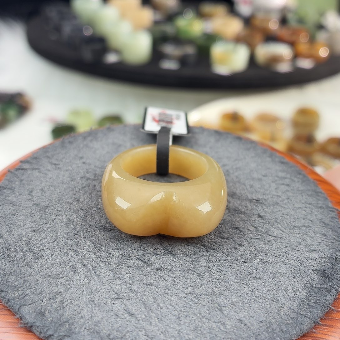 和田玉未镶嵌戒指b23咖糖猫耳18.3