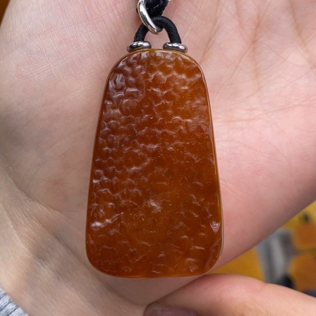 琥珀吊坠(赠链)未镶嵌