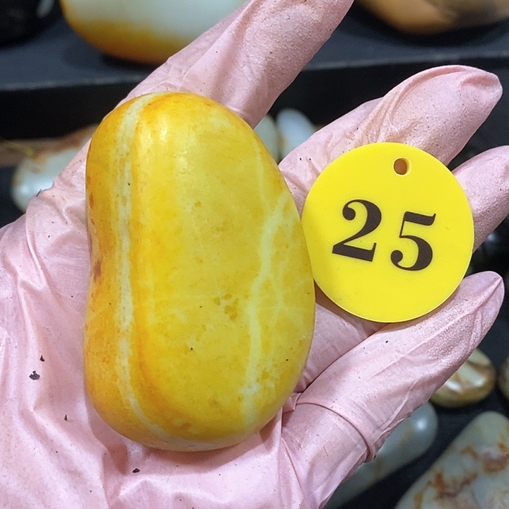 未镶嵌和田玉（糖玉）挂件