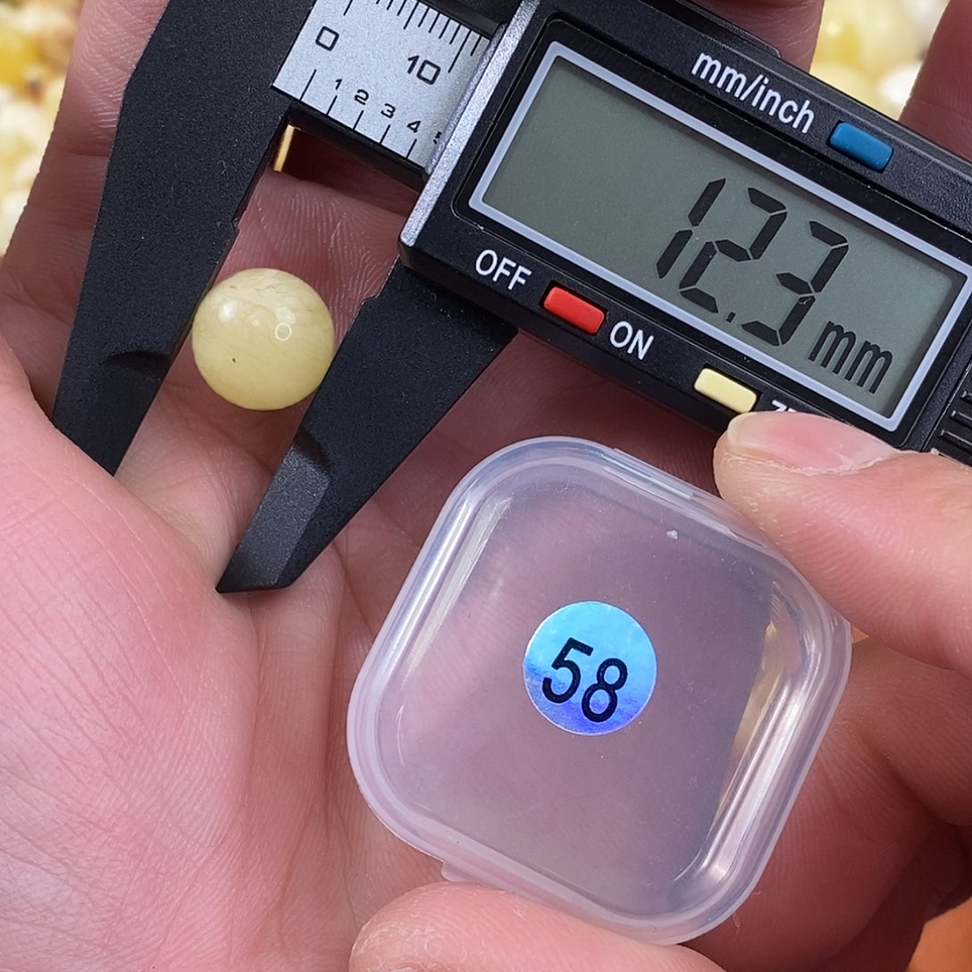 琥珀裸石未镶嵌微瑕