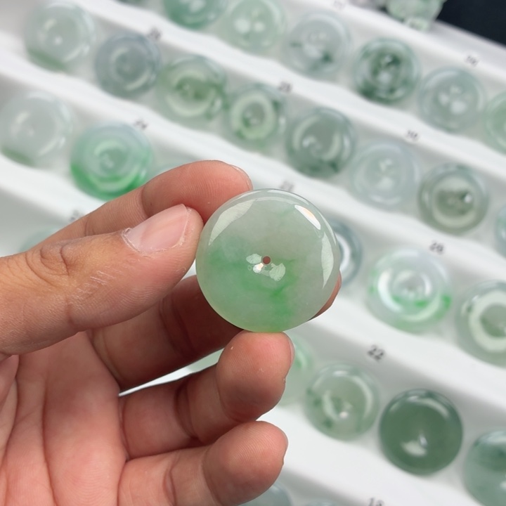 翡翠未镶嵌颈饰缅甸天然A货翡翠31-5.9