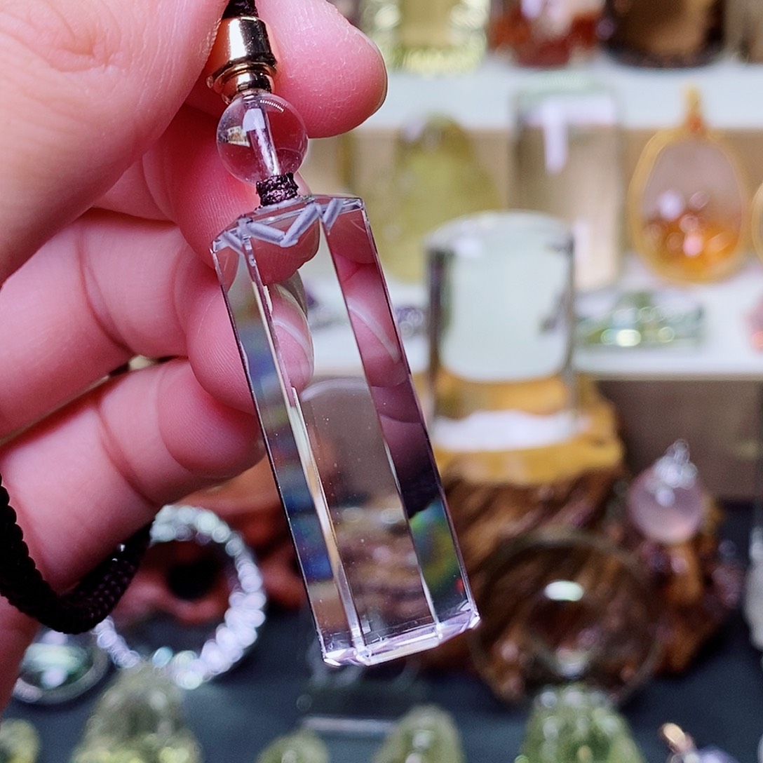吊坠(赠链)未镶嵌水晶
