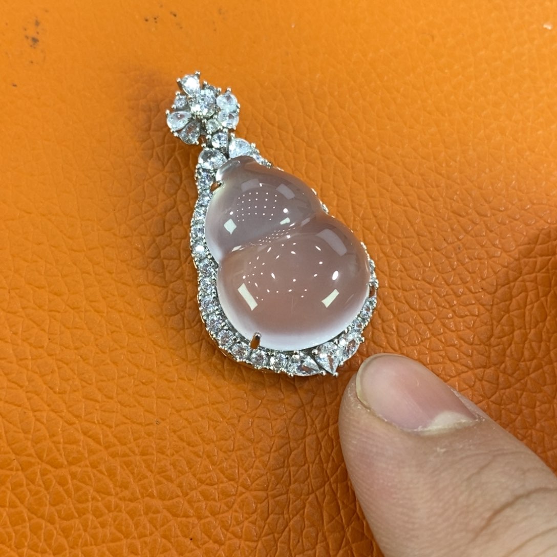 石英质玉吊坠银S925镀金镶嵌歪****