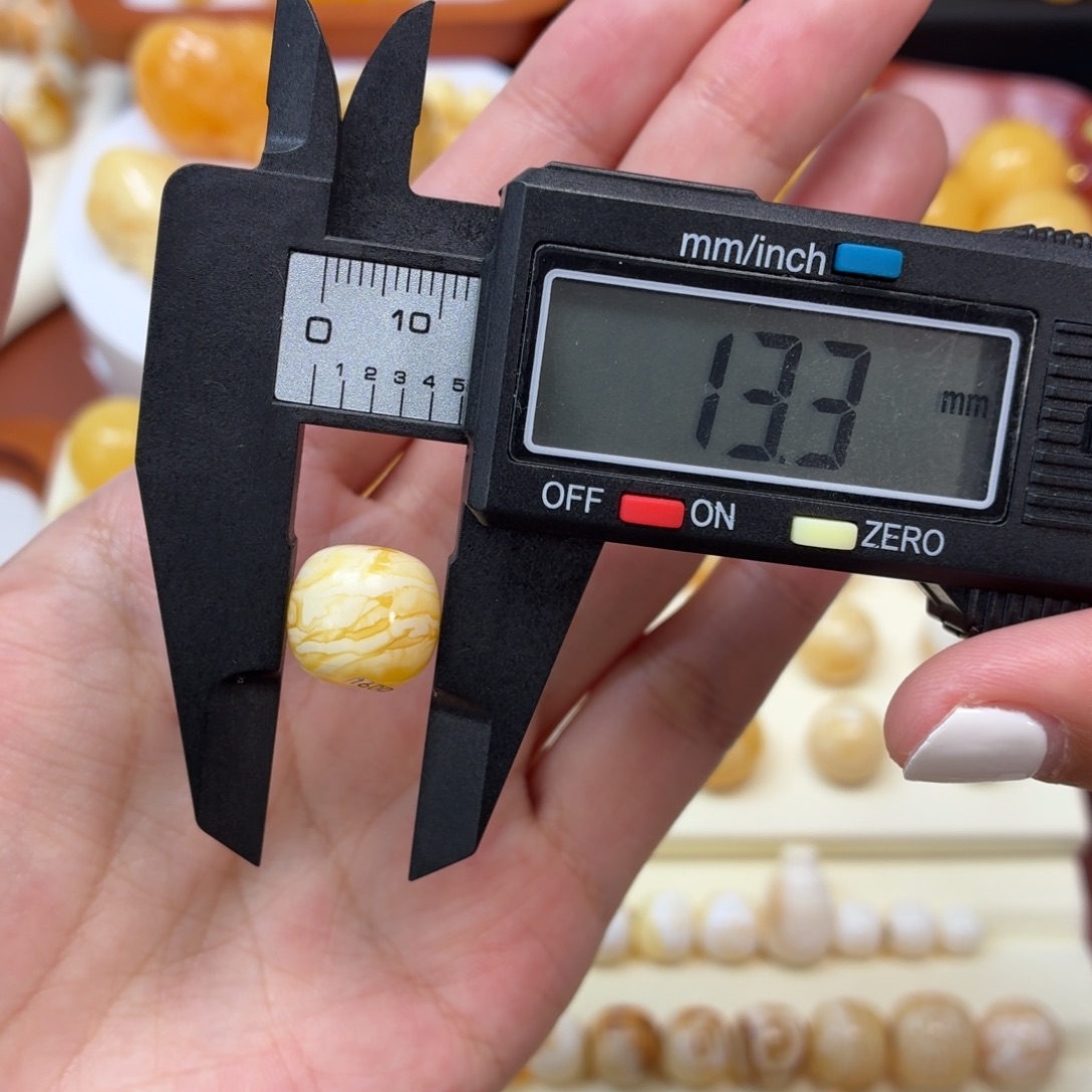 琥珀未镶嵌珠宝奇石焦皮虎皮纹