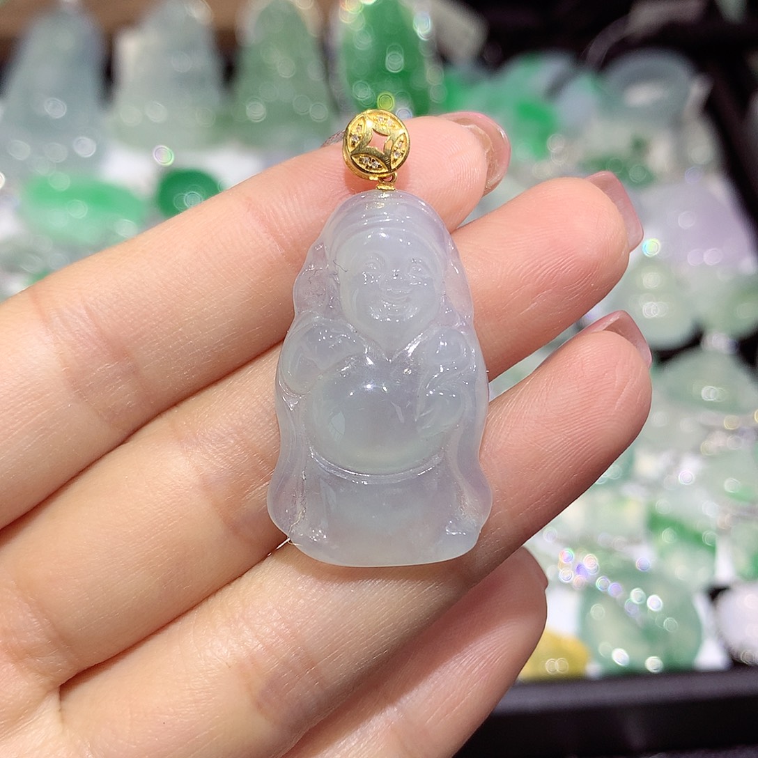 翡翠18K金镶嵌颈饰财