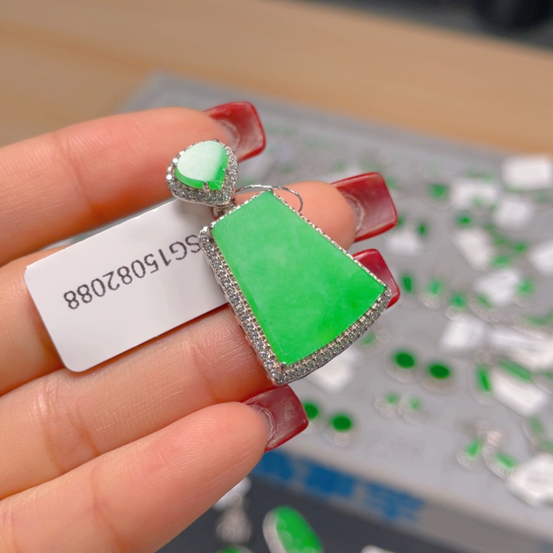 吊坠(不含链)银S925镶嵌翡翠