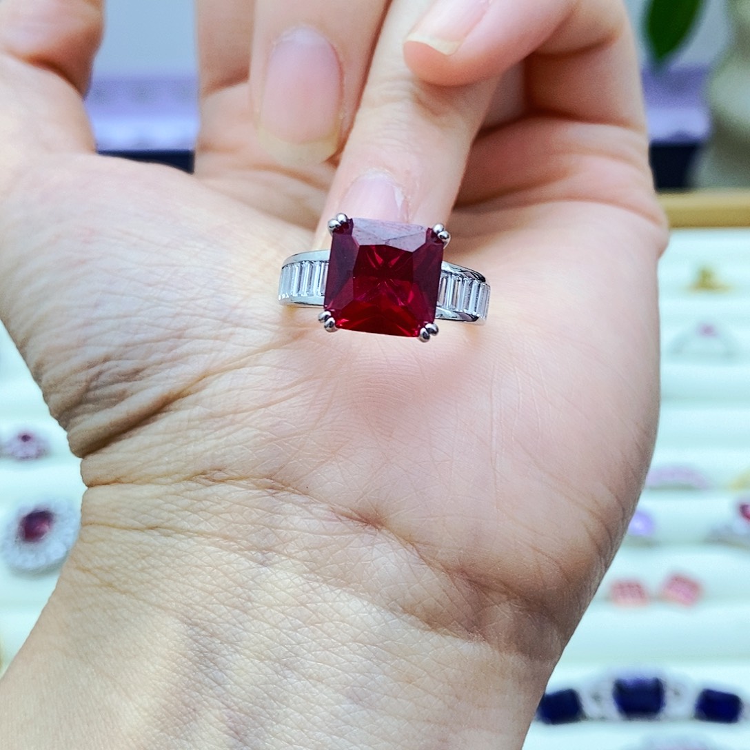 未镶嵌戒指红宝石