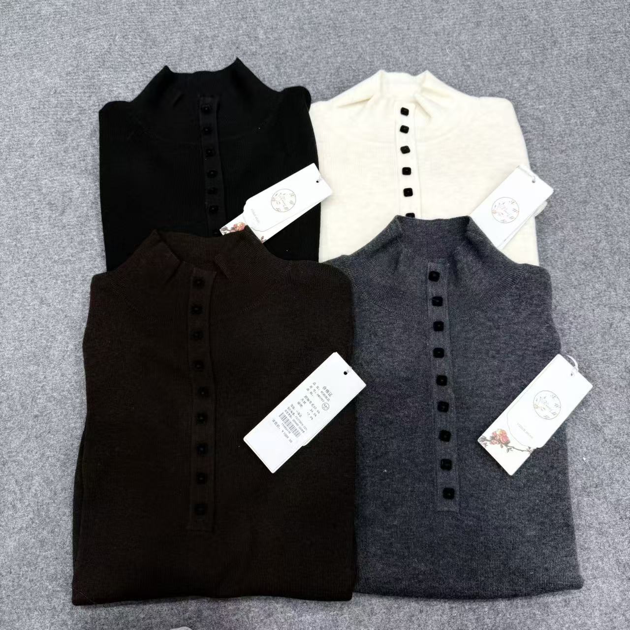 3702货号 半高领羊毛衫 颜色可选