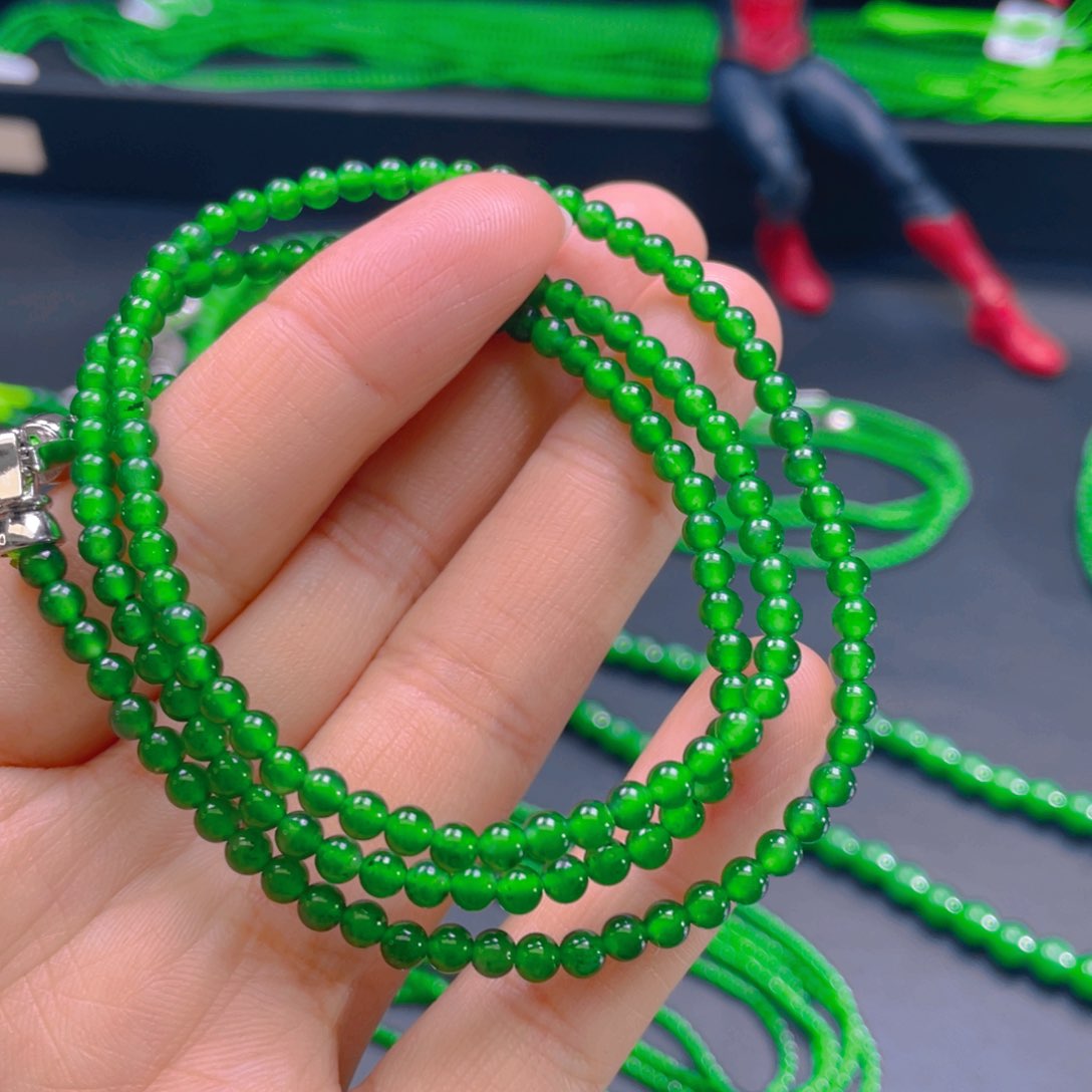 翡翠颈饰未镶嵌，1