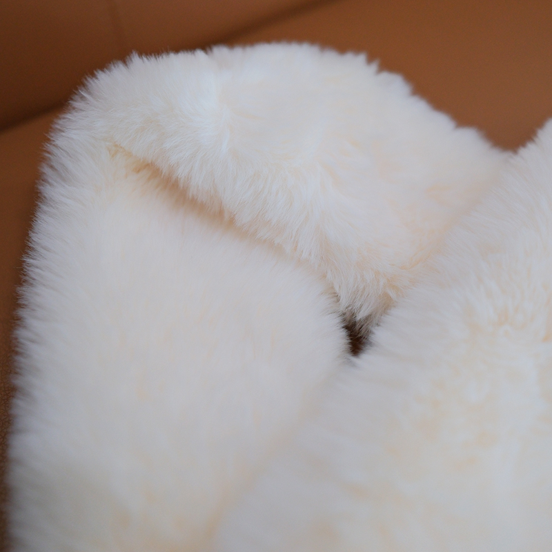 新中式搭配毛毛围巾198115