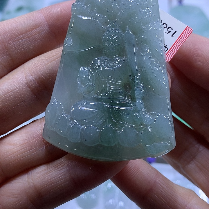 翡翠未镶嵌颈饰天然翡翠吊坠A货