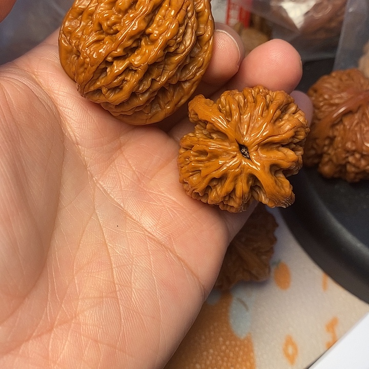 文玩核桃把件虎头40