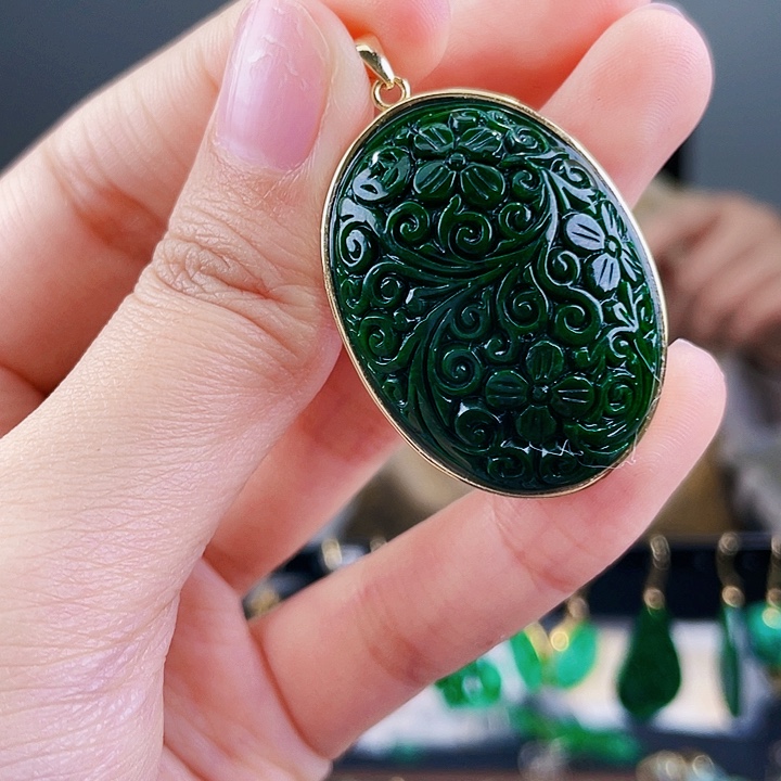 翡翠颈饰银S925镶嵌饰品