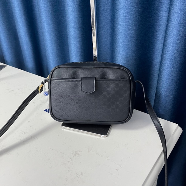 95新 GUCCI/古驰 暮野B/古驰斜挎包/13166