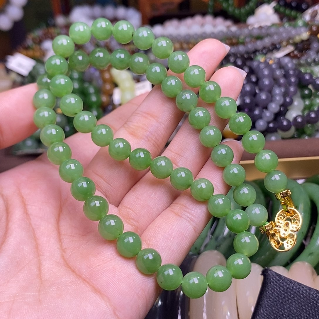 和田玉未镶嵌颈饰碧玉果绿乌兰海妈妈链8mm