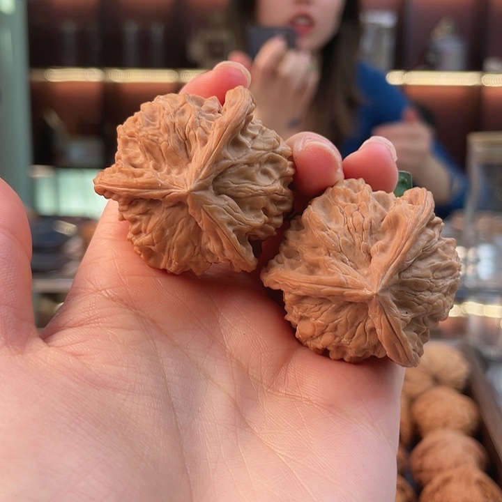 把件文玩核桃宇*?三棱