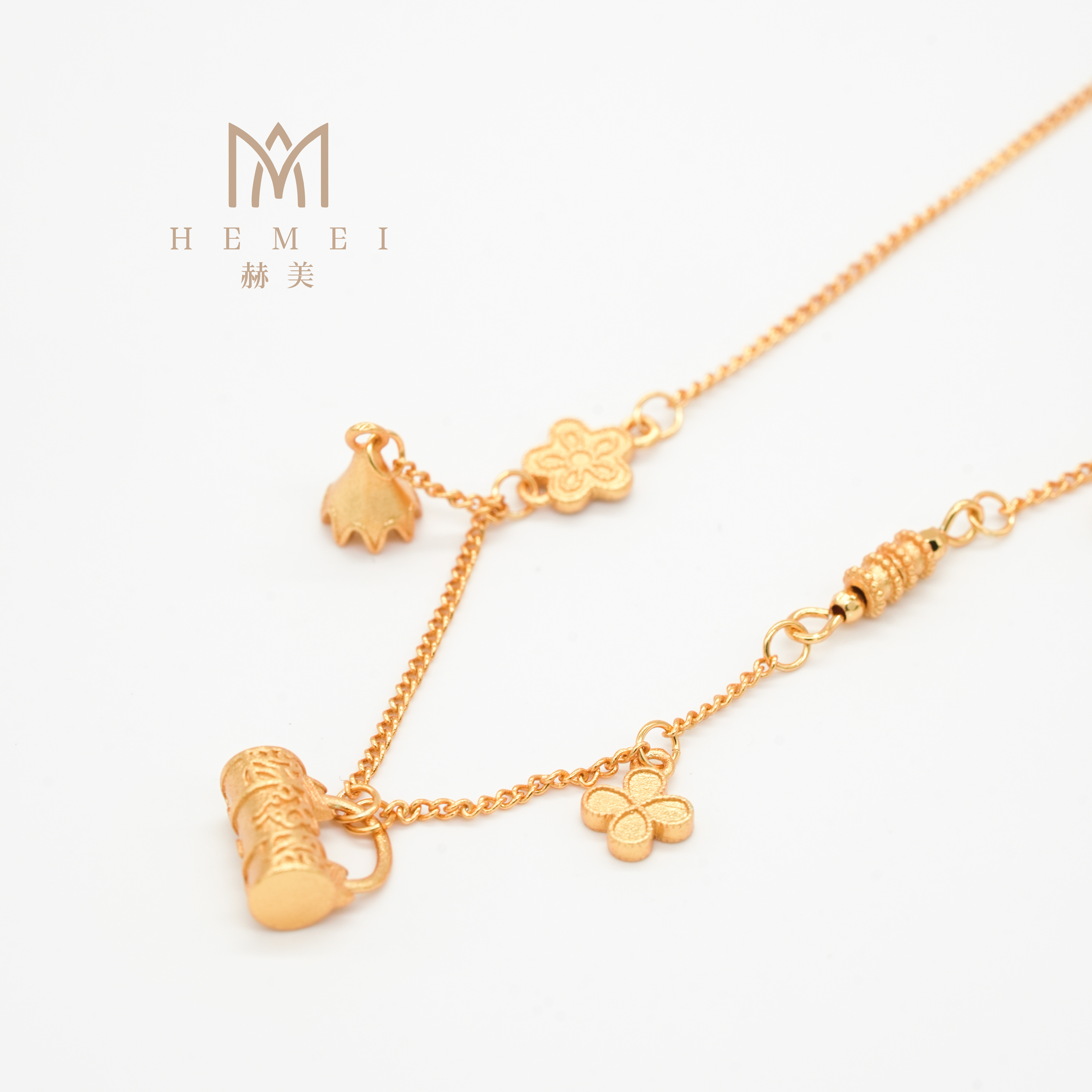 合金吊坠 HEMEI/赫美轻奢 花丝繁花锁包项链镀K金