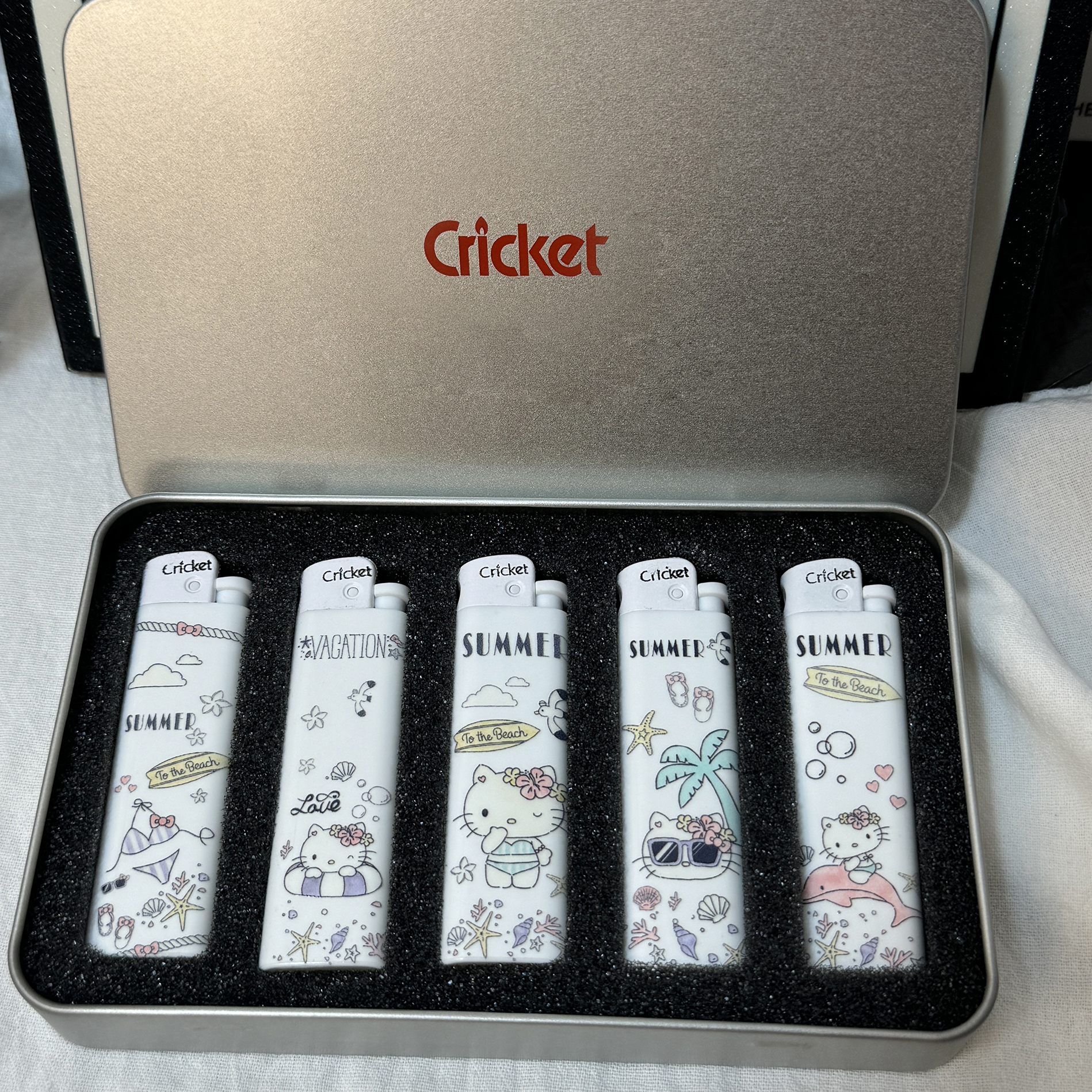 Cricket一次性卡通创意高颜值防爆砂轮打火机适合送情侣礼物