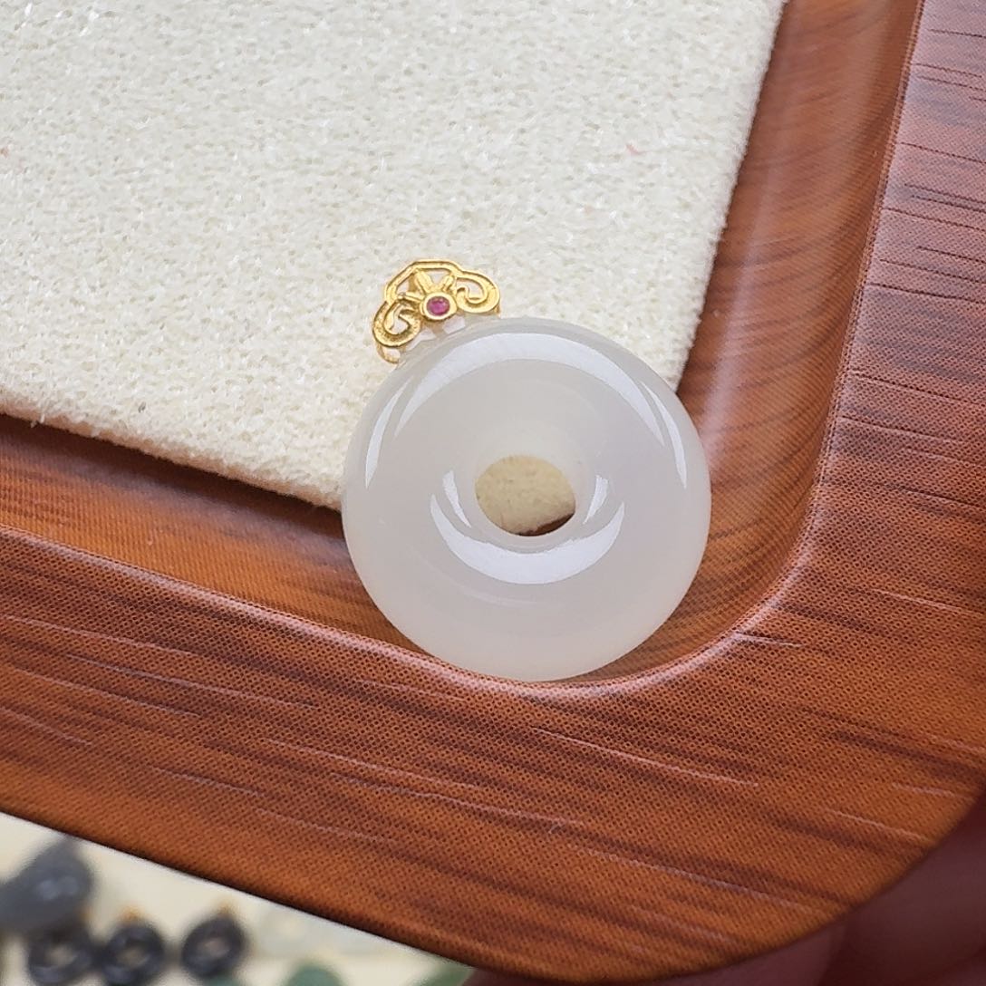 和田玉颈饰未镶嵌兮*宝