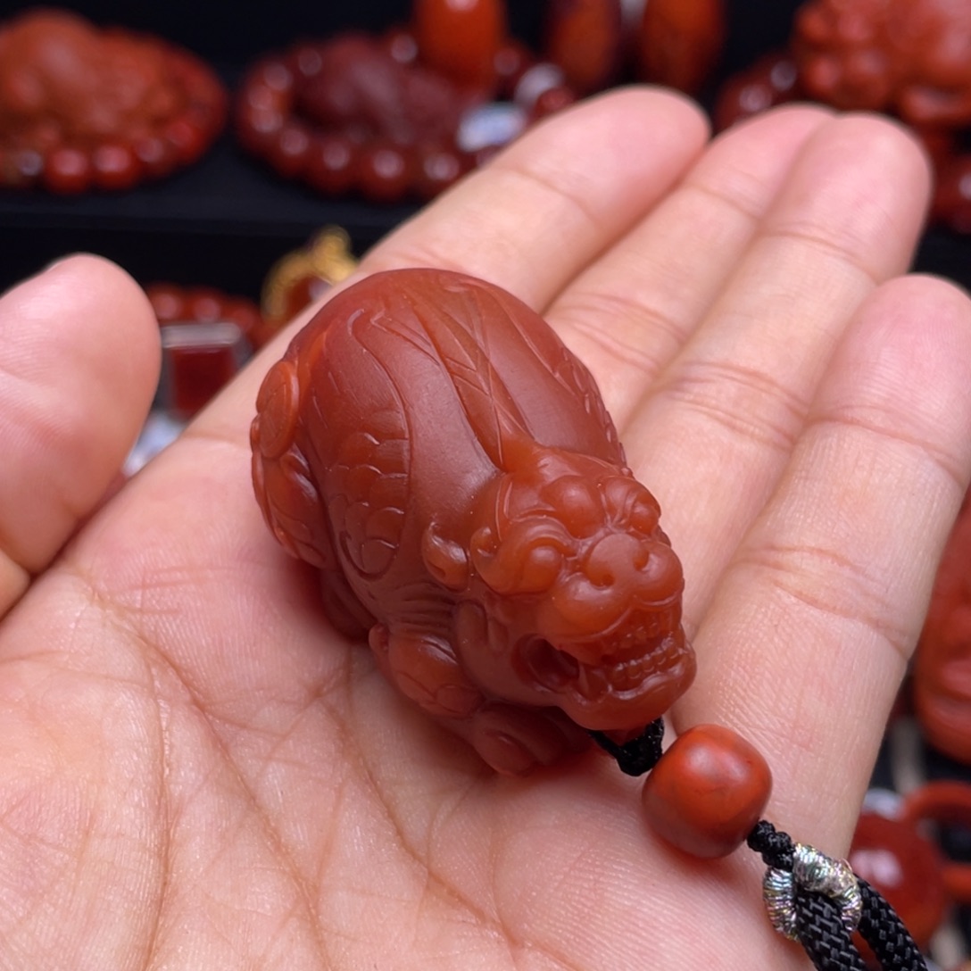 南红玛瑙珠宝奇石未镶嵌吊坠