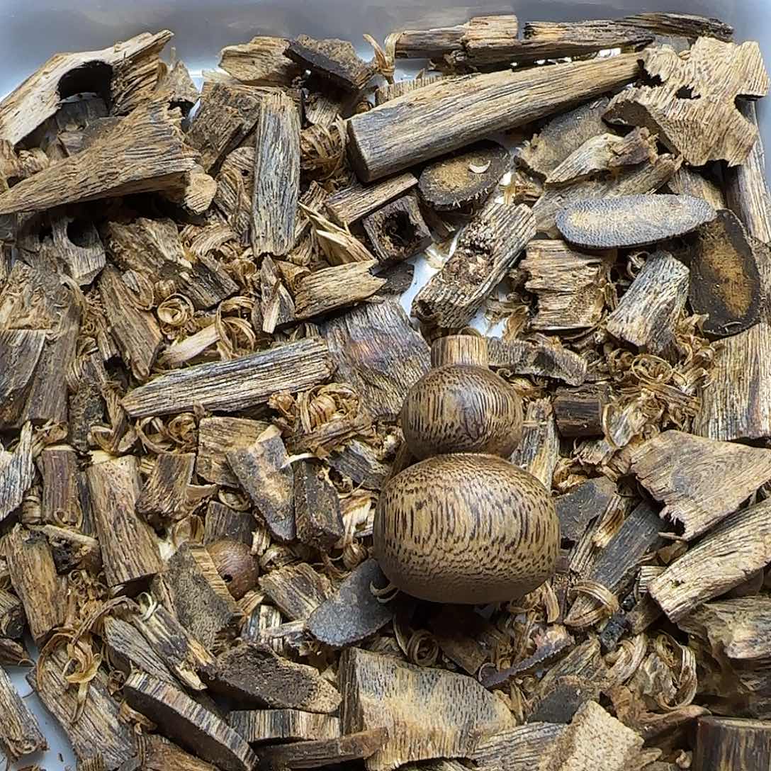 沉香碎屑沉香原汁原味