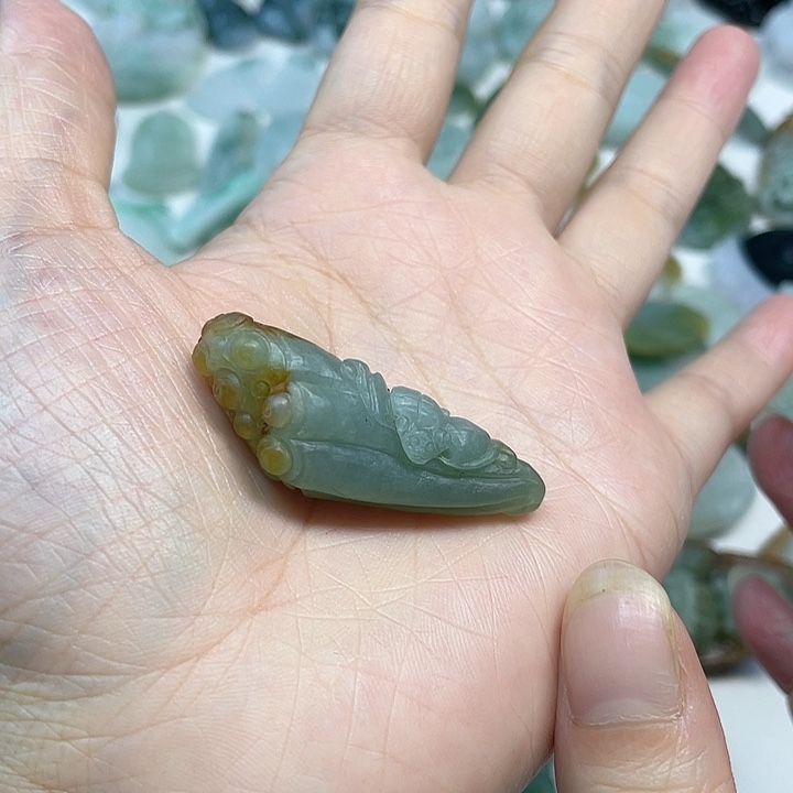 定制翡翠未镶嵌翡翠