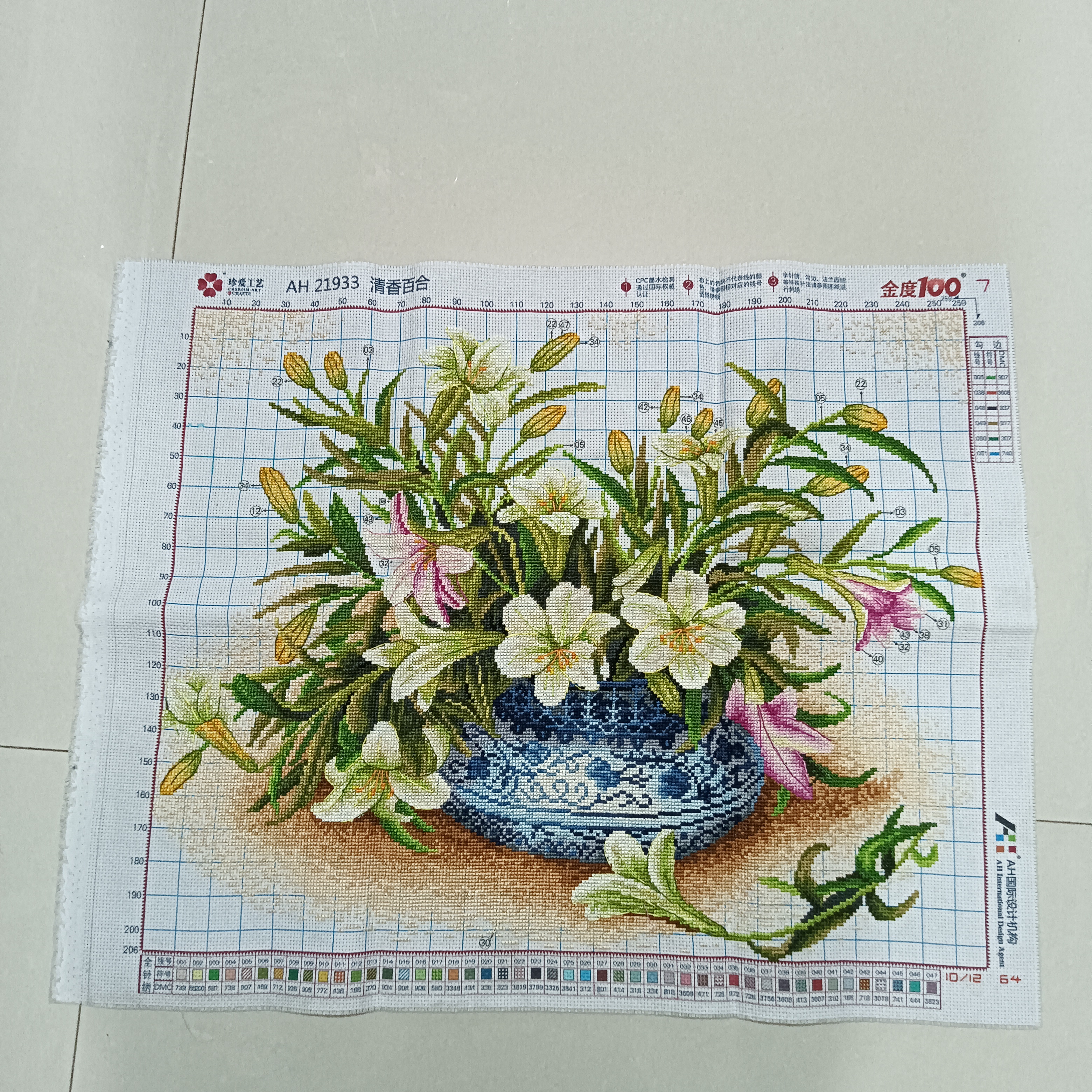 纯手工绣好的十字绣成品清香百合青花瓷瓶客厅餐厅简约装饰画出售