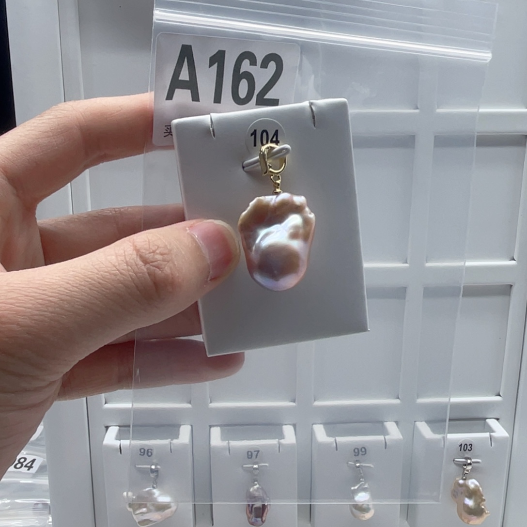 合金颈饰淡水珍珠