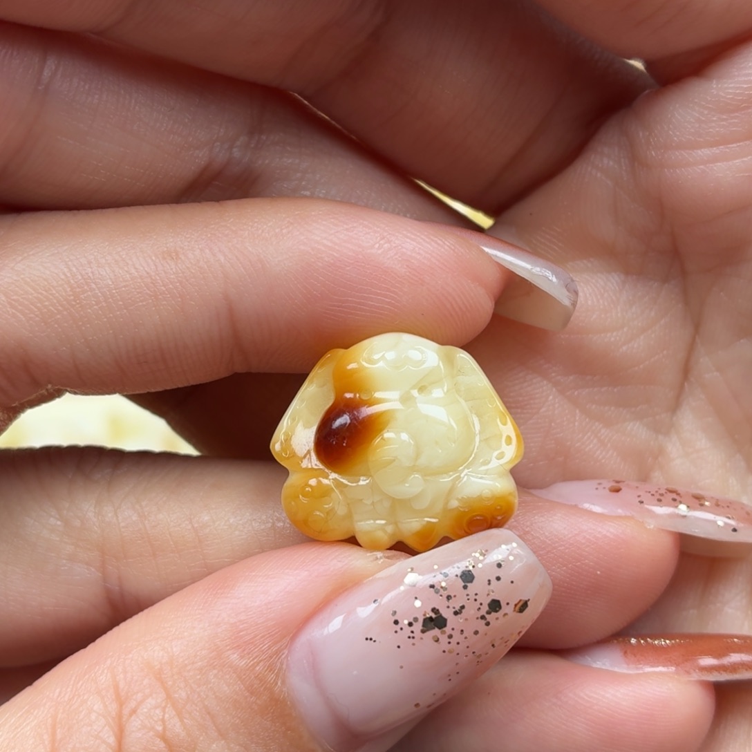 琥珀未镶嵌裸石蜜蜡