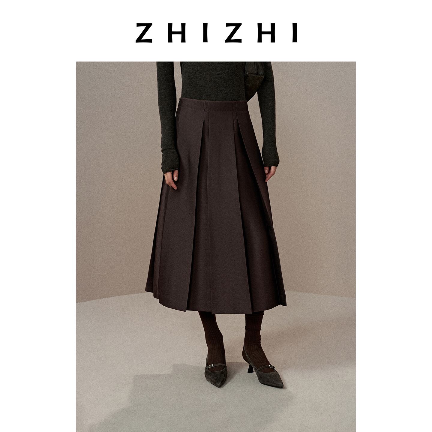 致知 醉红妆 仿丝毛打褶伞裙光泽感面料百搭半裙ZZ2EWWB1133