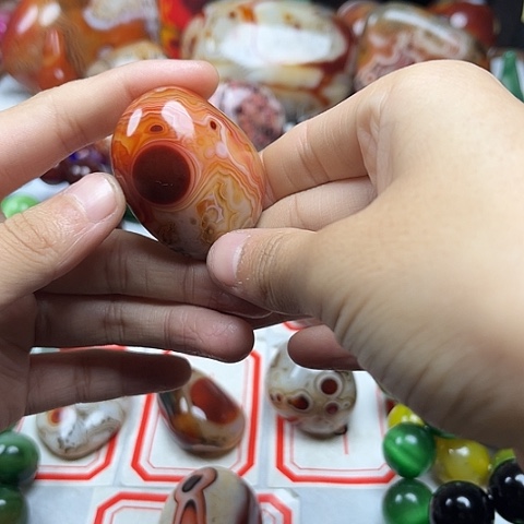 玛瑙/玉髓颈饰未镶嵌