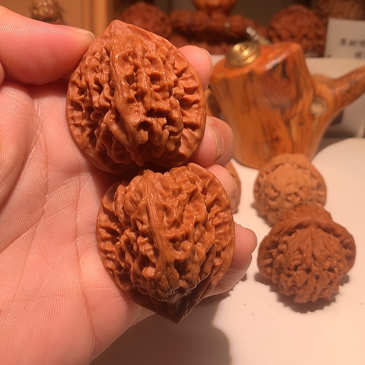 文玩核桃吊坠西风马蹄