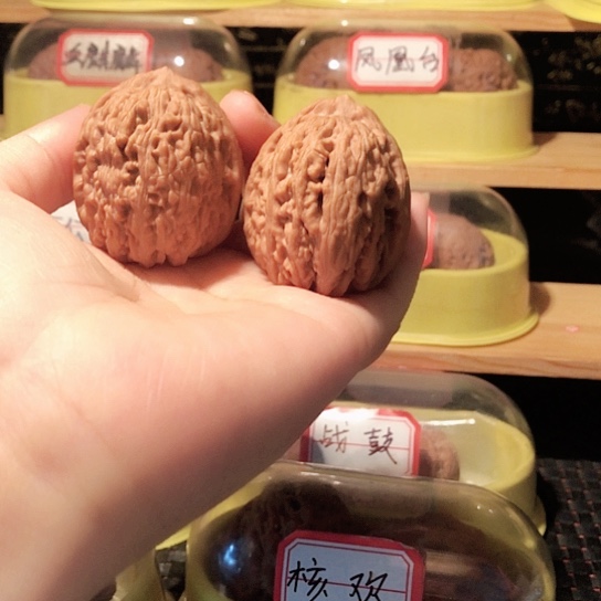 文玩核桃把件海豚头