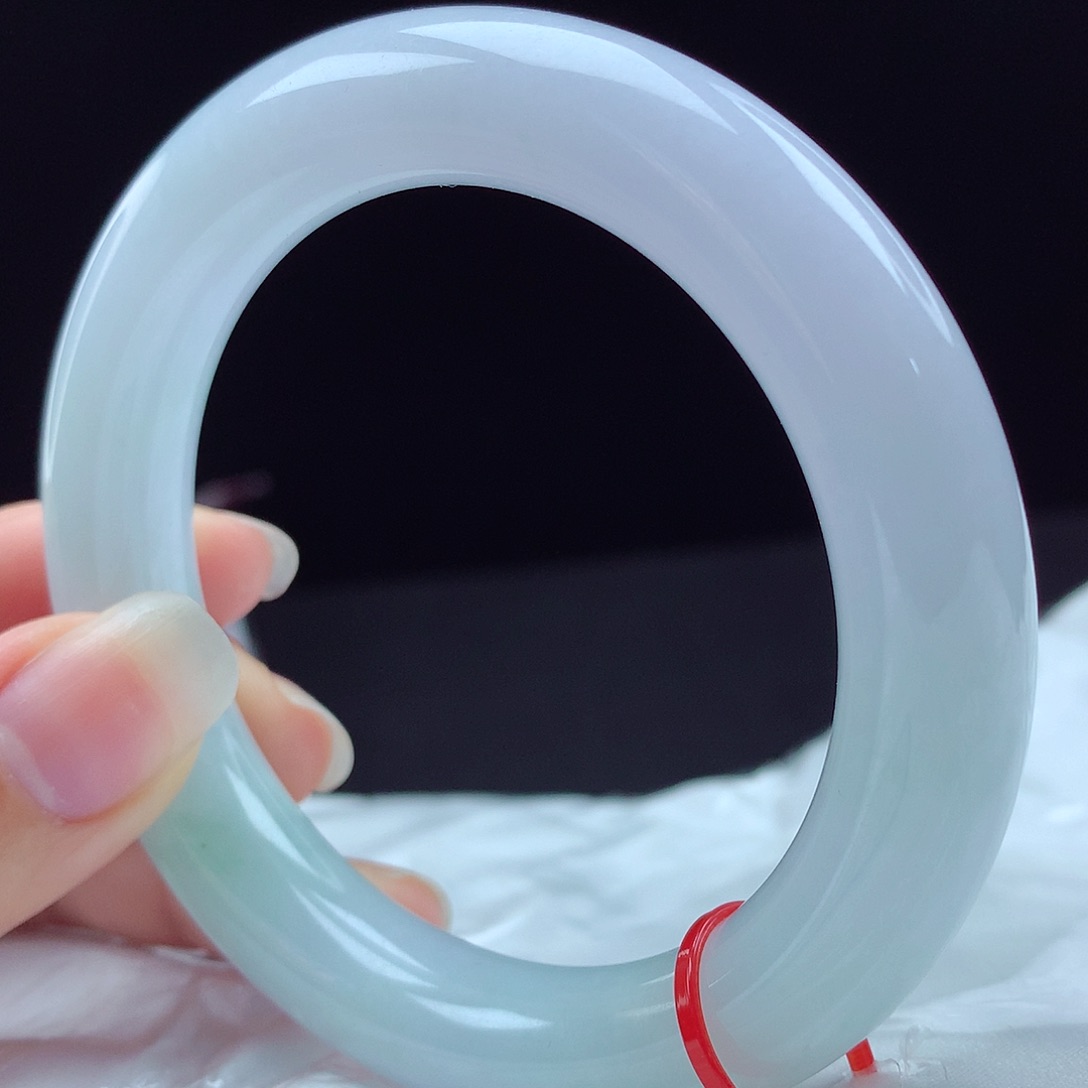 未镶嵌手镯翡翠23324，