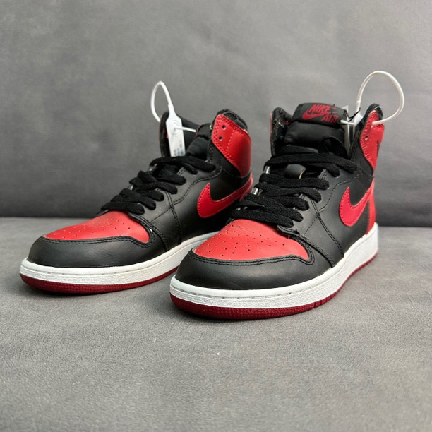 38码/aj1 禁穿/休闲鞋/全新无原盒/575441-001 