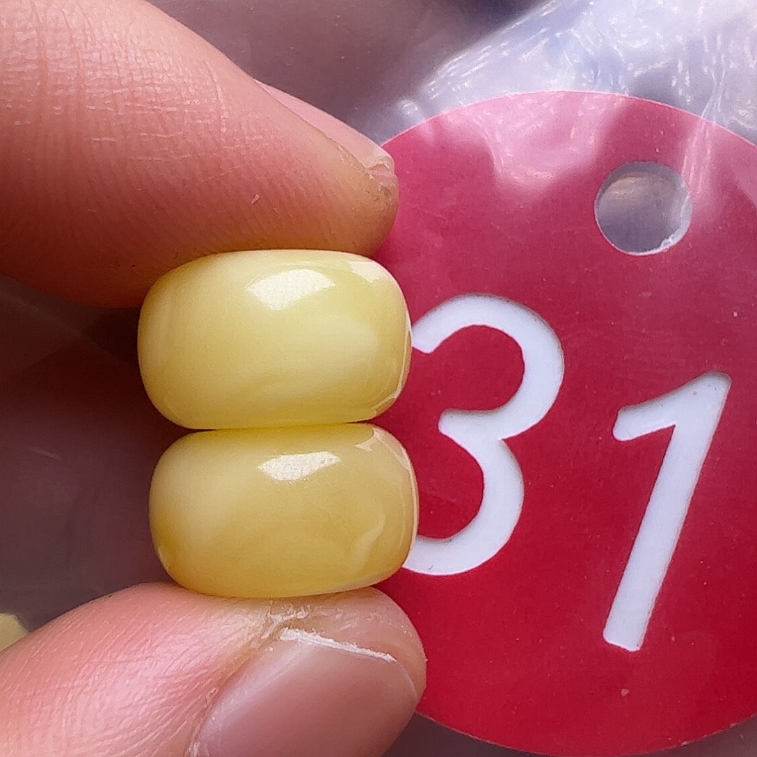 蜜蜡未镶嵌珠宝奇石12.5m m