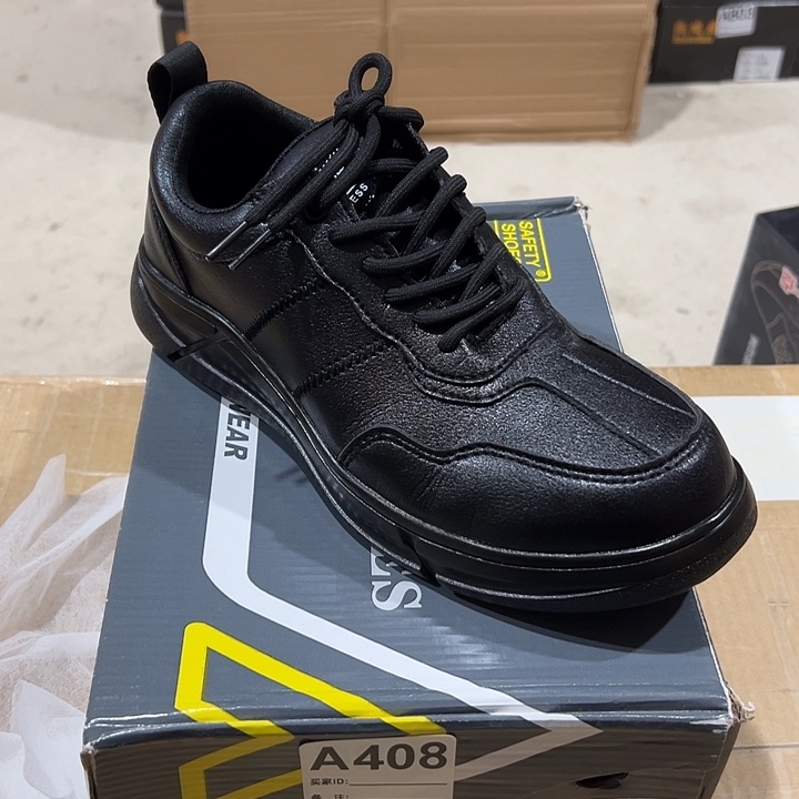 编码408号。40码防砸防刺劳保鞋。