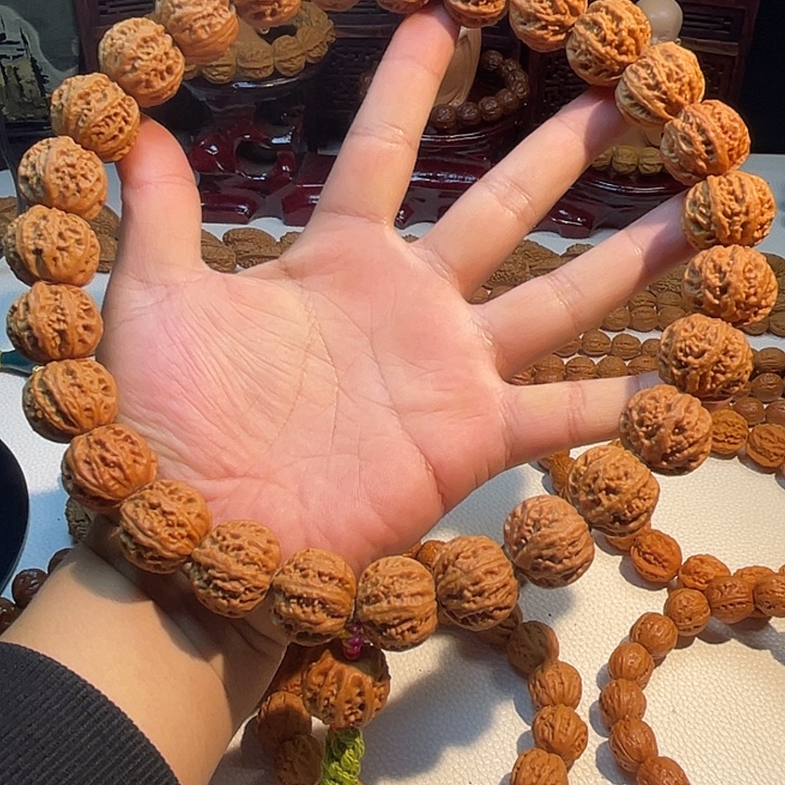盘***性桃核手串八楞火焰纹