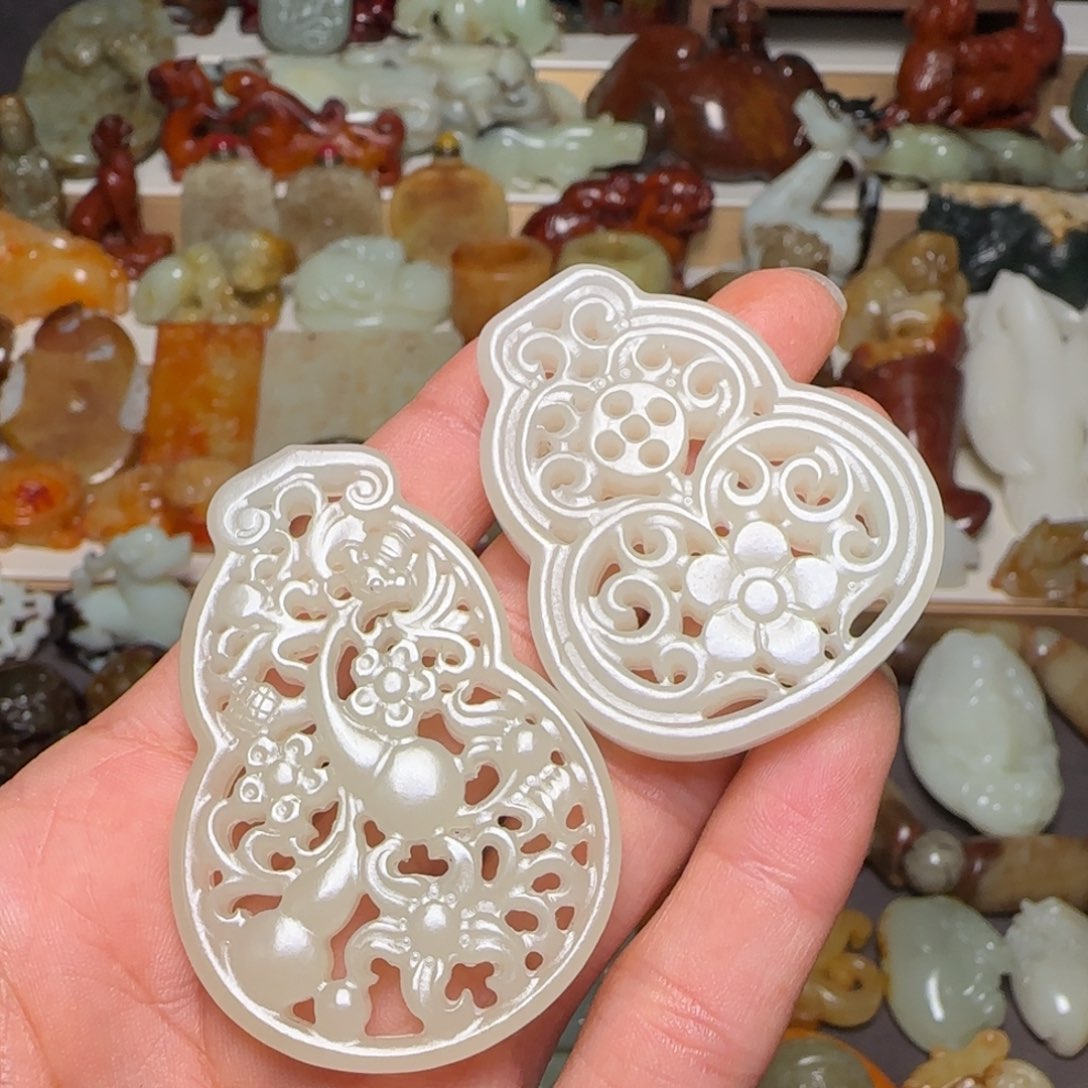 ****和田玉未镶嵌挂件