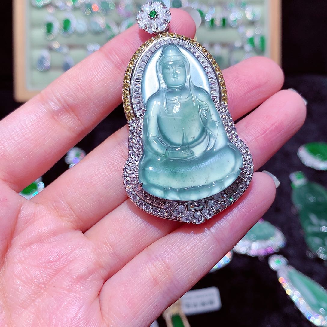 【闪购商品】翡翠吊坠(不含链)未镶嵌