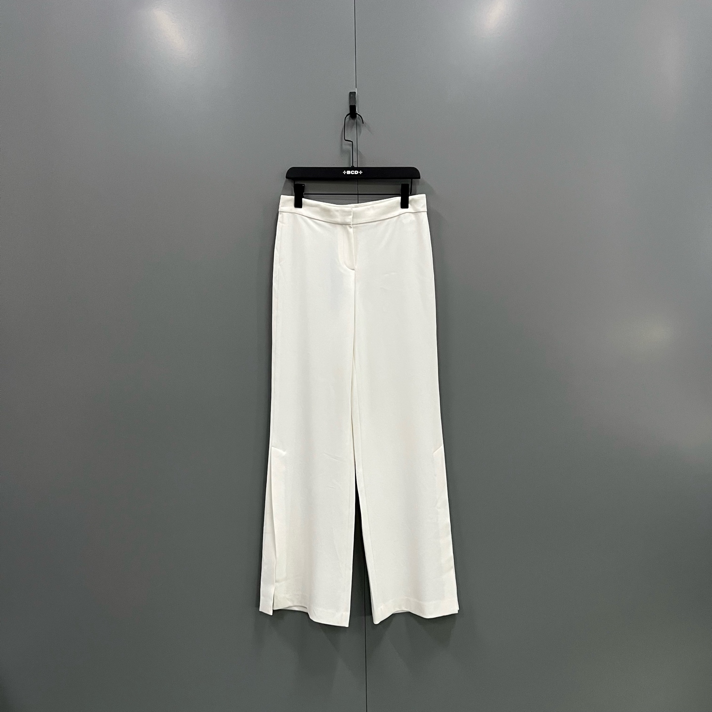 未使用 maje t3 Theory 白色阔腿长裤 4码/全新/015550