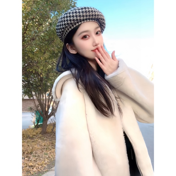 RINA 2025/时代少女 海军领美丽奴羊毛羊皮皮毛一体皮草外套