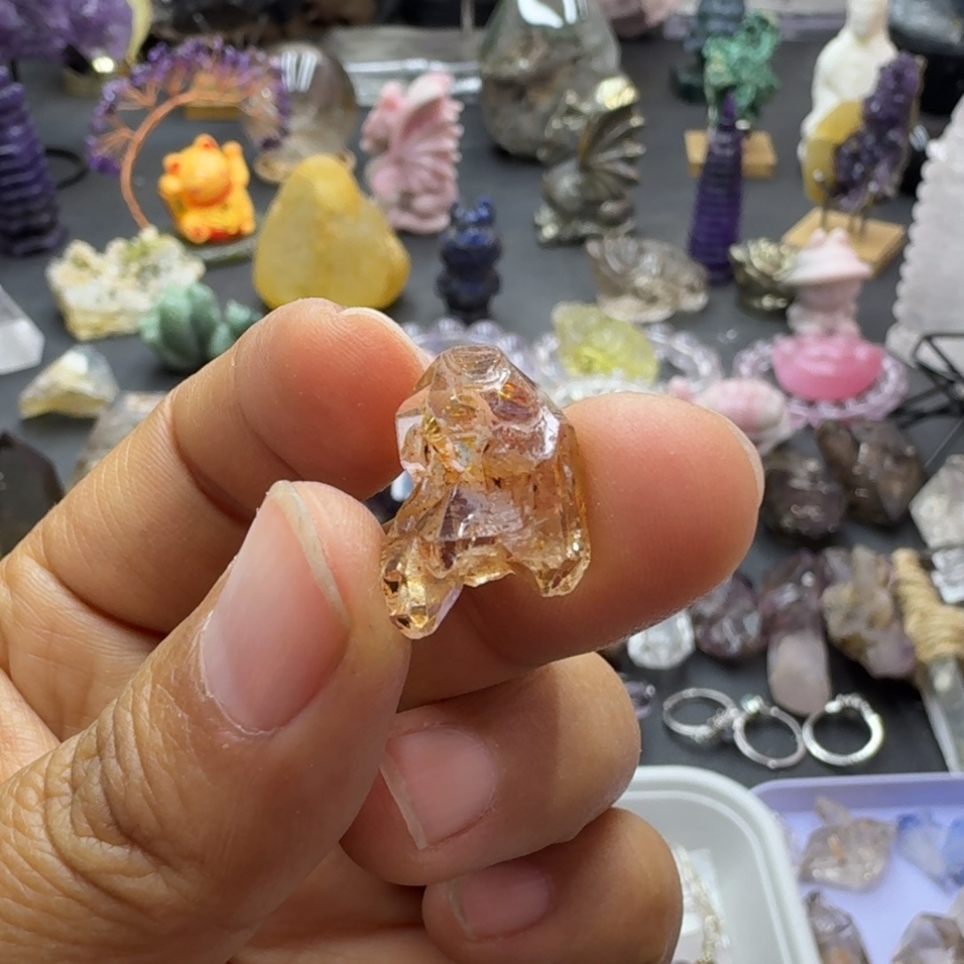 漫***J石材骸骨油胆的故事