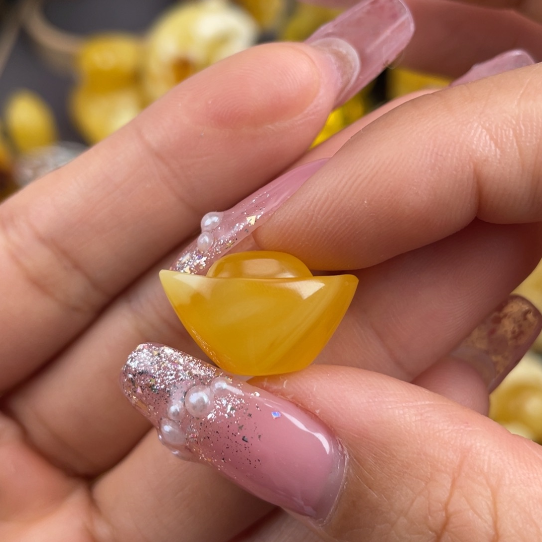 琥珀裸石未镶嵌蜜蜡